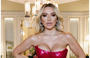 Ünlü sanatçı Hadise gözaltına alındı