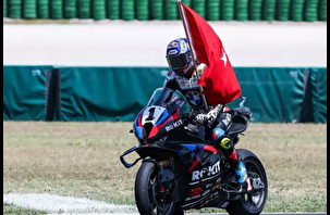 Toprak Razgatlıoğlu üçüncü kez Superbike şampiyonu