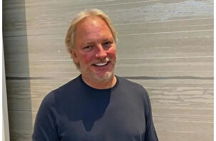 Adnan Şen ikinci kez ameliyat masasında