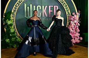 Ariana Grande ve Cynthia Erivo’dan 'Wicked-For Good' basın turunda Hollywood şıklığı