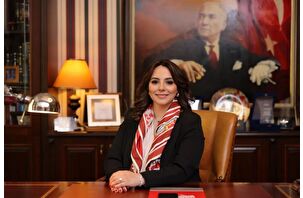 Genç patronlara SAT komandolu karar dersi