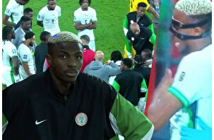 Osimhen sakatlandı ağlayarak çıktı