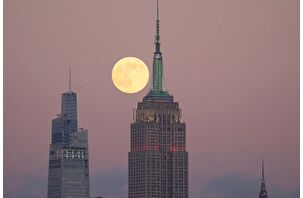 'Soğuk Ay' süper dolunayı New York kentinde görüntülendi