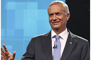 Şili sol gösterip sağ vurdu