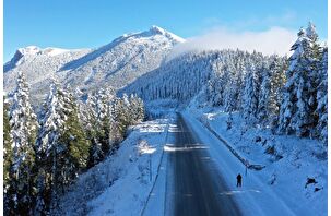 Küre Dağları kış mevsiminin tüm güzelliklerini sergiliyor