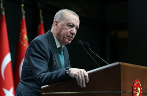 'Ara veya erken seçim gündemde yok'