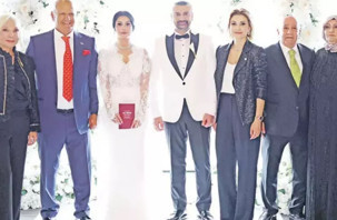 Ünlü patron çift, 20 yıllık aşkın şahidi oldu