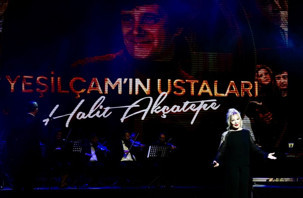 Ünlü isimler Halit Akçatepe'yi anma programına katıldı