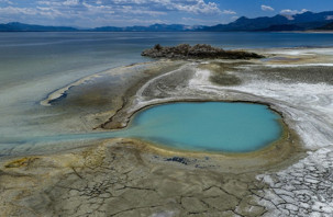 Kuraklığın ortasında hayat veren su gözeleri