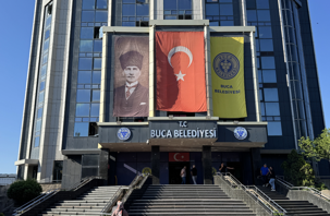 Buca Belediyesi'ne operasyon: Başkan dahil 52 gözaltı