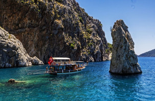 Antalya'nın mavi yolculuk rotası tatilcileri ağırlıyor