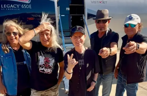 Scorpions özel jetiyle İstanbul'da