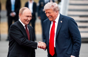 Putin ve Trump'tan iş odaklı 1,5 saat süren görüşme