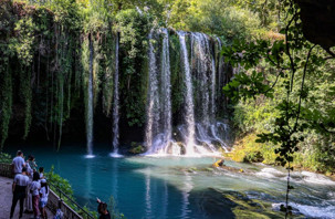 Antalya'da yaz sıcağından kaçışın adresi Düden Şelalesi