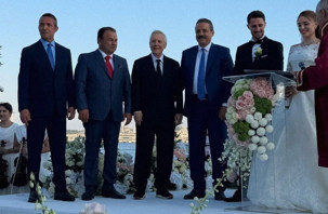 Yıldırım ve Koç, İsmail Yüksek'in nikâh şahidi oldu