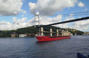 İstanbul Boğazı, gemi arızası nedeniyle kapatıldı