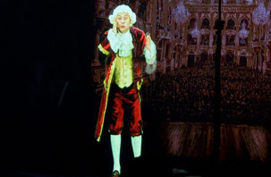 Mozart’ın hayatı hologram teknolojisiyle Beyoğlu Sahne’de
