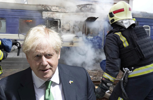 Boris Johnson geçti, Rus dronu vurdu