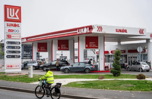 ABD, Lukoil'e yönelik yaptırım muafiyetini uzattı