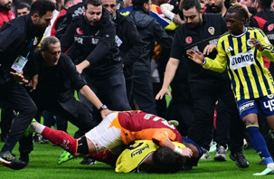 Derbi bitti saha karıştı