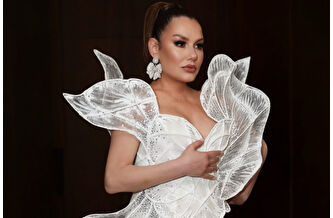 Deniz Seki'den paparazzilere: Fıstık gibiyim, bekleyin