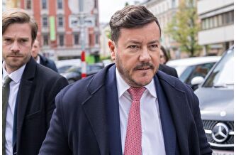 Milyar dolarlık emlak devine dolandırıcılık suçlaması