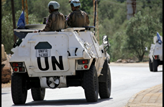 İsrail BM askerlerine ateş açtı