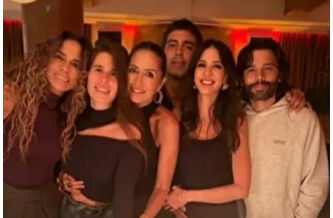 Lal Denizli yeni yaşını Etiler'de kutladı