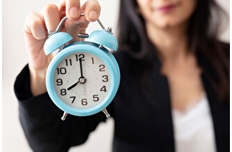 Mesaisine erken gelen kadın işinden oldu