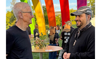 Apple lansmanından CEO fotoğrafı çıktı