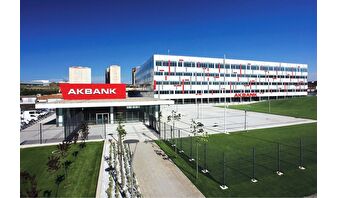 Akbank, üç farklı vadede sendikasyon kredisi sağladı