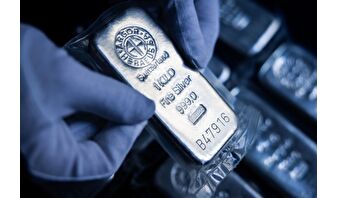 Gümüş 100 dolar tırmanışında