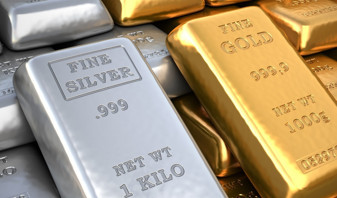 Altın ve gümüş fırladı