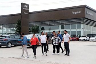 Otomobil bayisinde satış danışmanı vurgunu: Sıfır otomobilleri sahte plaka ve ruhsatla usulsüz şekilde sattı