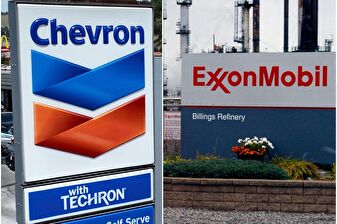 Zayıflayan petrol fiyatları ABD'li enerji şirketleri Exxon Mobil ile Chevron'un kârını düşürdü