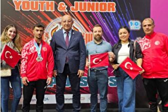 Yıldızlar ve Gençler Dünya Halter Şampiyonası'nda milli haltercilerden 4 madalya