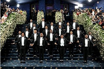 Met Gala açılışında 20 kişilik koro 'Ain't No Mountain High Enough' şarkısını acapella söyledi