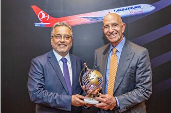 ABD Ankara Büyükelçisi Thomas Barrack, Türk Hava Yolları'nı ziyaret etti Ahmet Bolat'la görüştü