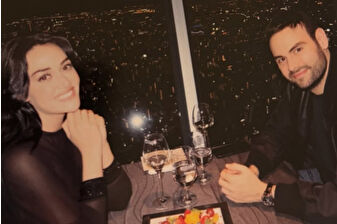 Esra Bilgiç ve Faruk Sabancı aşkı tam gaz, Japonya'yı karış karış gezdiler