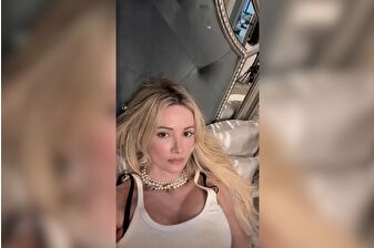 Playboy yıldızı Holly Madison, eski sevgilisinin kendisini en az yedi kadınla aldattığını ileri sürdü