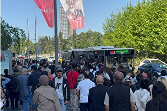 İstanbul'u kilitleyen toplu halk otobüsü eylemi: Duraklarda yoğunluk oluştu