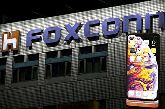 Trump'ın Hindistan'daki üretimini ABD'ye alması için uyardığı Apple tedarikçisi Foxconn, ABD'ye dönmek yerine Hindistan'daki yatırımlarına hız verdi