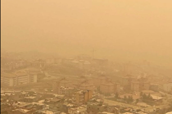 İzmir'de çöl tozu, sıcak ve sağanak alarmı