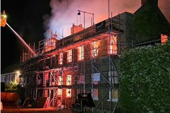 Londra'da Milyonerler Sokağı'nda yangın