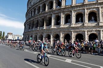 Roma'da 1909 yılından beri düzenlenen İtalya Bisiklet Turu (Giro d'Italia) gerçekleştirildi