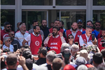 İzmir Büyükşehir Belediyesi ile DİSK anlaştı: İmza atıyoruz