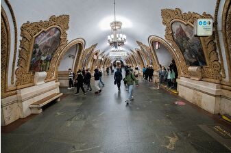Yer altındaki sanat merkezi: Moskova Metrosu
