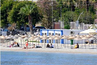 Bodrum’da vatandaşların yoğun ilgi gösterdiği halk plajları, yaz sezonuna hazır
