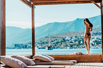Bodrum’un ünlü plajlarının günlük tarifeleri belli oldu, iki kişi için en ucuzu 2 bin, en pahalısı ise 20 bin TL
