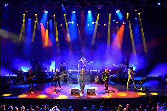 Alan Parsons, ‘The Show Must Go On’ turnesiyle İstanbul’da müzikseverleri büyüledi